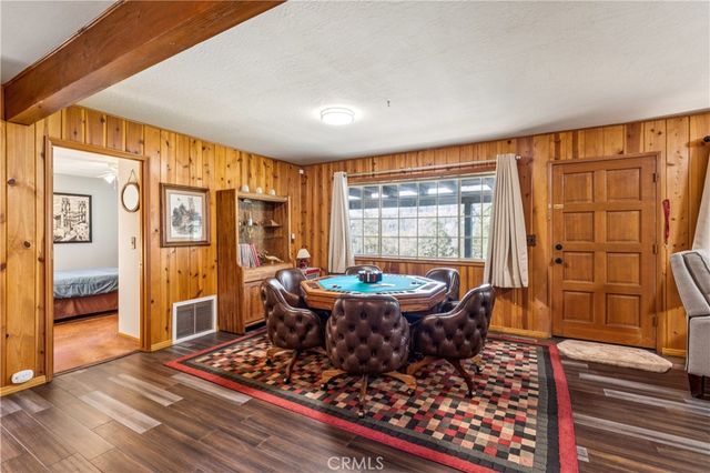 24526 Horst Drive, Crestline, CA 92325