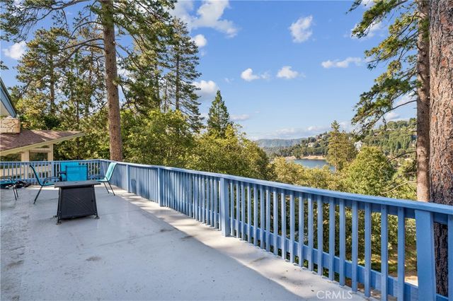 24526 Horst Drive, Crestline, CA 92325