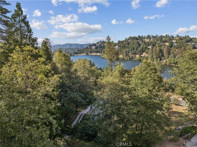24526 Horst Drive, Crestline, CA 92325