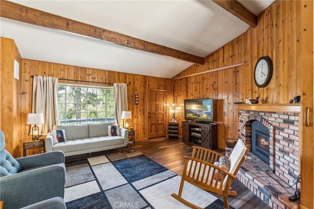 24526 Horst Drive, Crestline, CA 92325