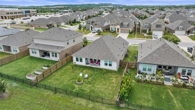 1012 S San Marcos ST, Manor, TX 78653