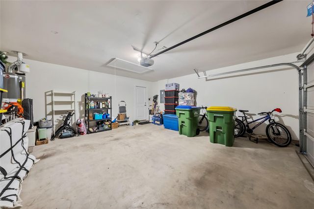 1012 S San Marcos ST, Manor, TX 78653