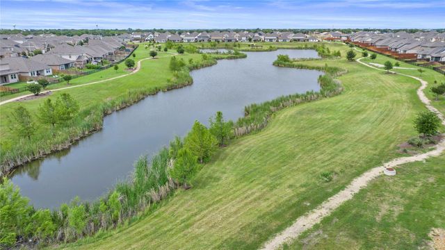 1012 S San Marcos ST, Manor, TX 78653