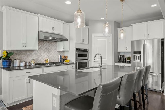 1012 S San Marcos ST, Manor, TX 78653