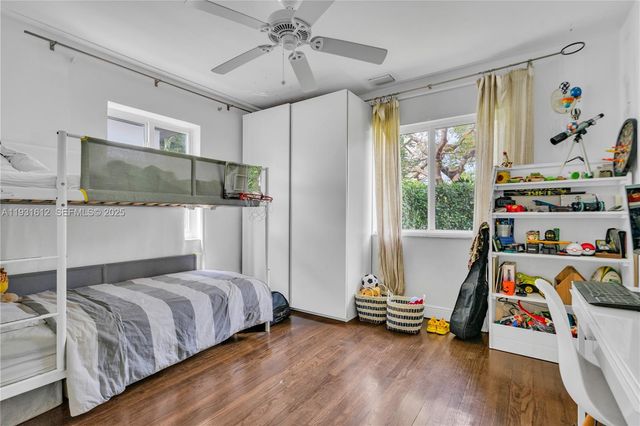 419 SW 30th Rd, Miami, FL 33129