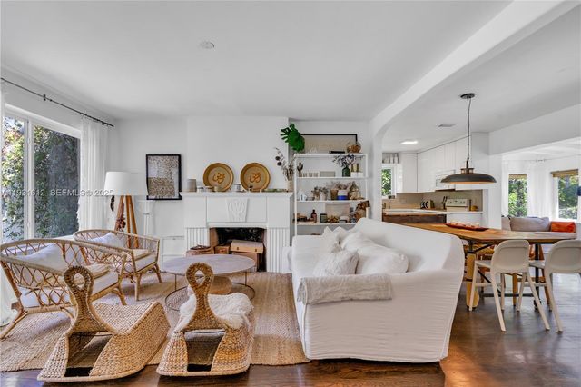 419 SW 30th Rd, Miami, FL 33129