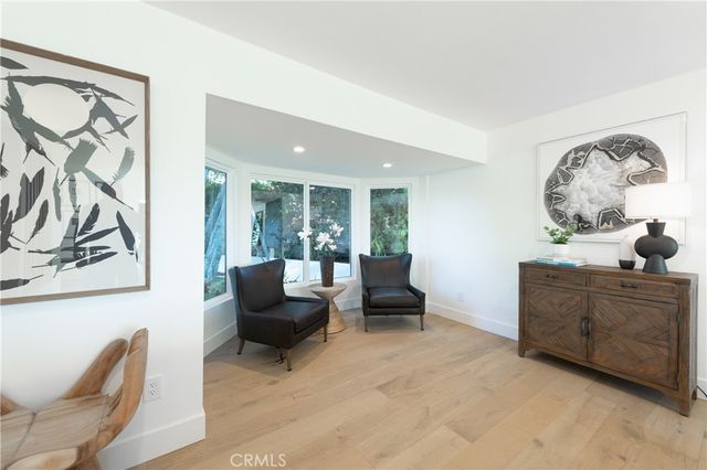 23534 Aetna, Woodland Hills, CA 91367