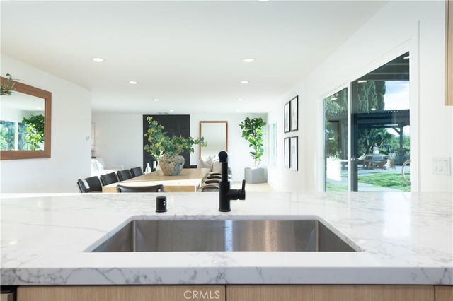 23534 Aetna, Woodland Hills, CA 91367