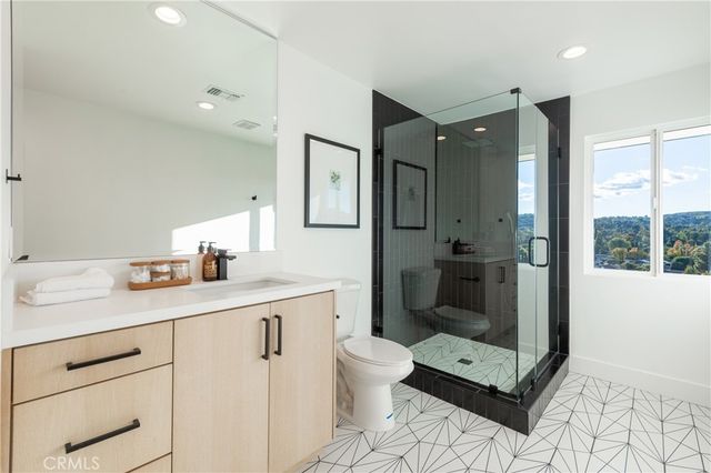 23534 Aetna, Woodland Hills, CA 91367