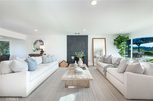 23534 Aetna, Woodland Hills, CA 91367