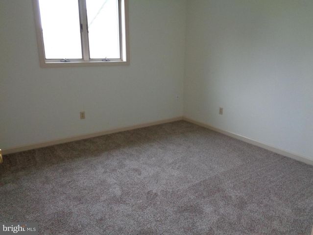 428 MARTINA DRIVE, Chambersburg, PA 17201