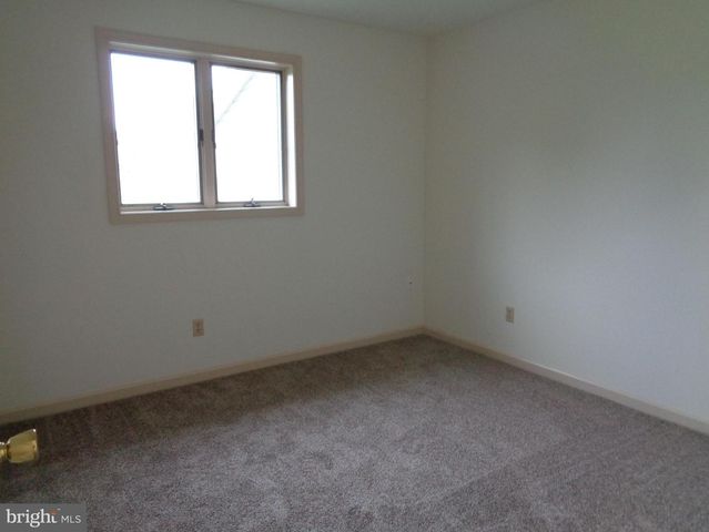428 MARTINA DRIVE, Chambersburg, PA 17201