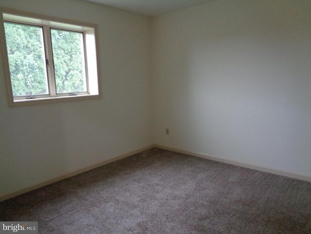 428 MARTINA DRIVE, Chambersburg, PA 17201