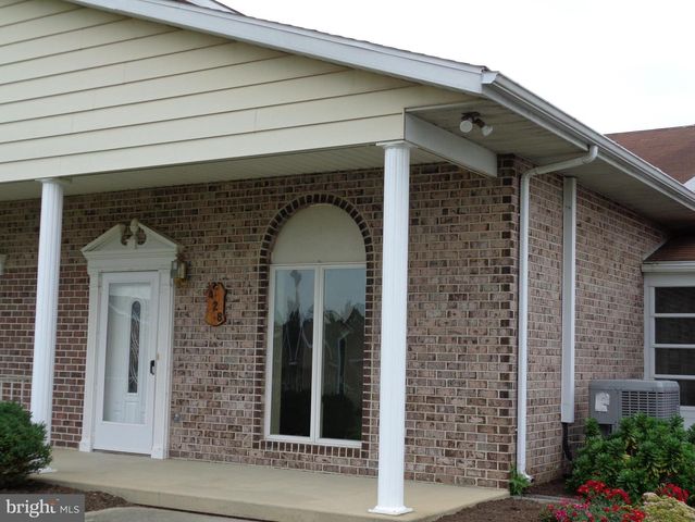 428 MARTINA DRIVE, Chambersburg, PA 17201
