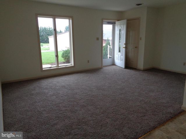 428 MARTINA DRIVE, Chambersburg, PA 17201