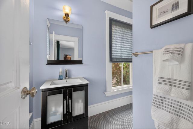 218 Pace Street, Raleigh, NC 27604