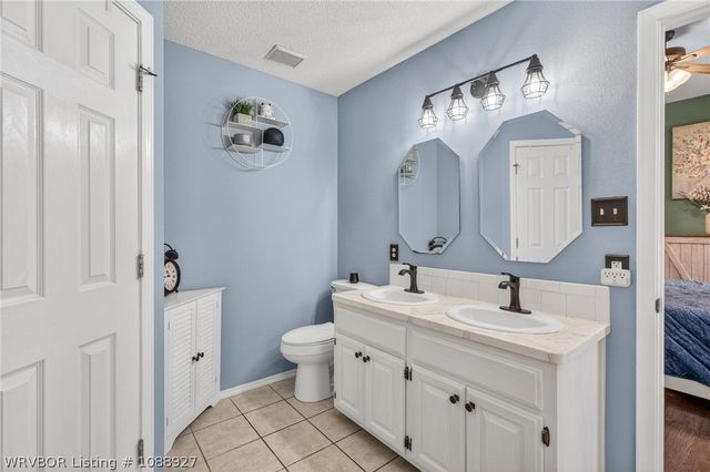 6413 Parkfront Drive, Fort Smith, AR 72916