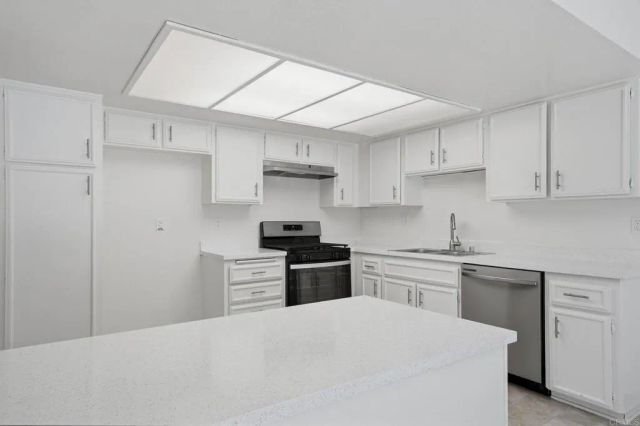 2839 Cazadero Drive, Carlsbad, CA 92009