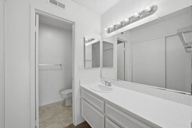 2839 Cazadero Drive, Carlsbad, CA 92009