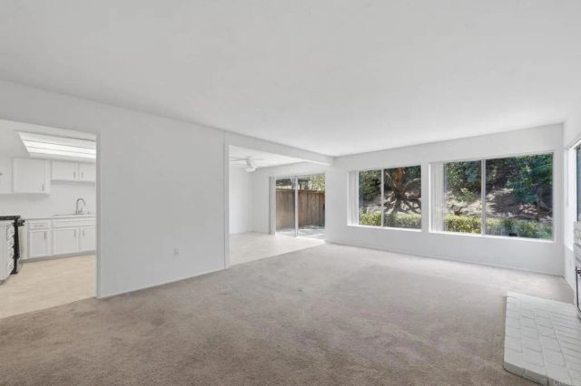 2839 Cazadero Drive, Carlsbad, CA 92009