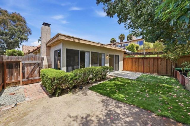 2839 Cazadero Drive, Carlsbad, CA 92009