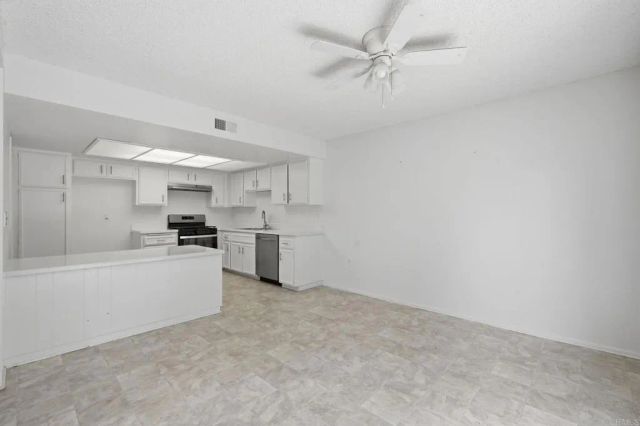 2839 Cazadero Drive, Carlsbad, CA 92009