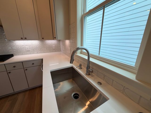 785 Blueway Avenue, Summerville, SC 29486