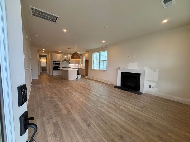 785 Blueway Avenue, Summerville, SC 29486