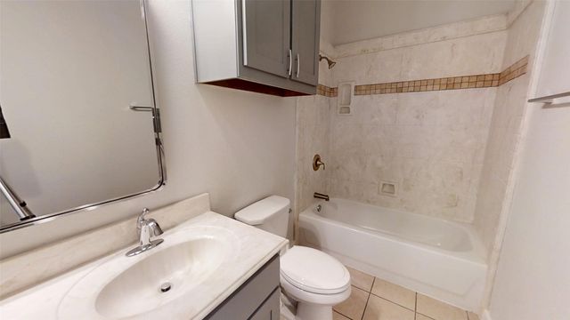 4801 Fireside Court, Granbury, TX 76049