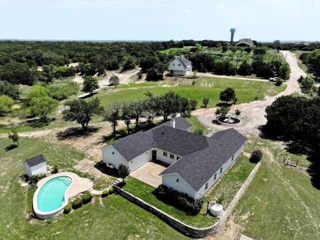 4801 Fireside Court, Granbury, TX 76049