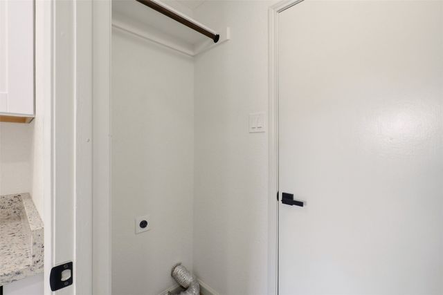 122 Sidney Drive, Glenn Heights, TX 75154