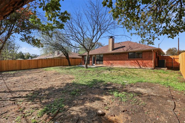 122 Sidney Drive, Glenn Heights, TX 75154