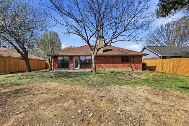 122 Sidney Drive, Glenn Heights, TX 75154