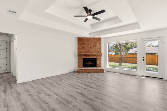 122 Sidney Drive, Glenn Heights, TX 75154