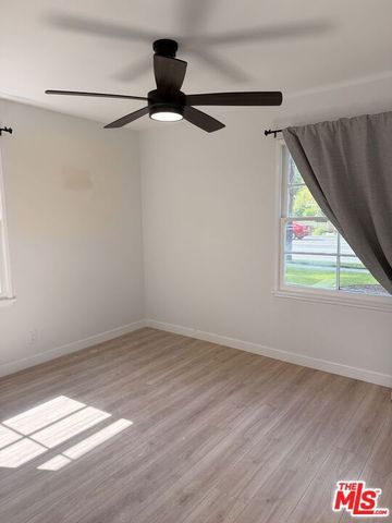 7536 Shoup Avenue, West Hills (los Angeles), CA 91307