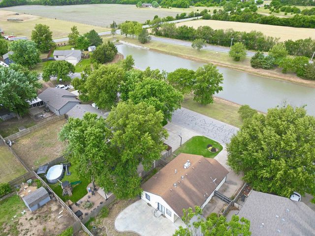 3912 S Arapaho, Wichita, KS 67215