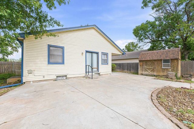 3912 S Arapaho, Wichita, KS 67215