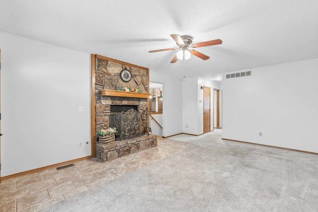 3912 S Arapaho, Wichita, KS 67215