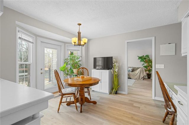 7623 Slater Street, Overland Park, KS 66204