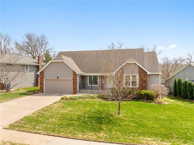 7623 Slater Street, Overland Park, KS 66204