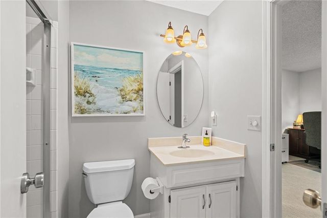 7623 Slater Street, Overland Park, KS 66204