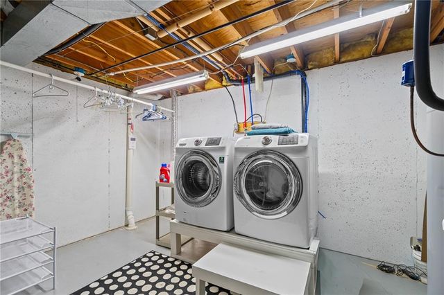 7623 Slater Street, Overland Park, KS 66204