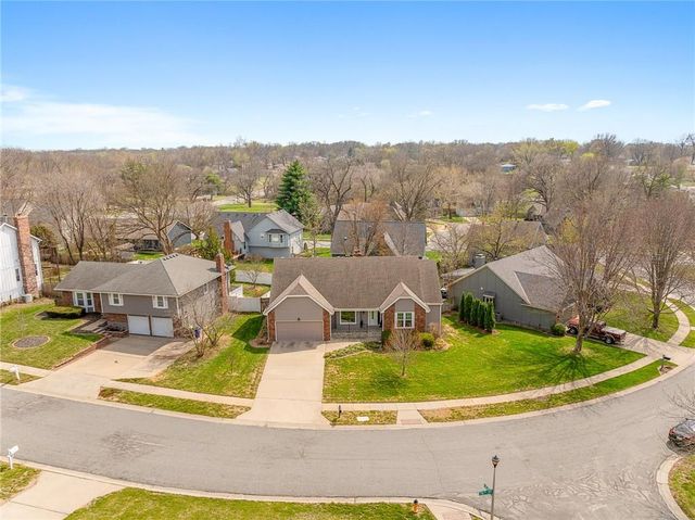 7623 Slater Street, Overland Park, KS 66204