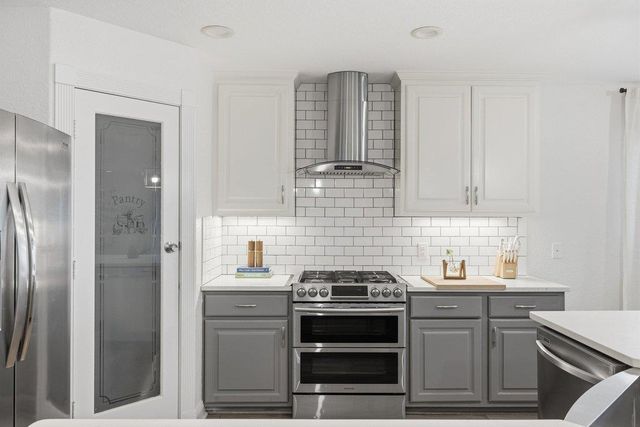 4917 Lexington Meadow LN, Del Valle, TX 78617
