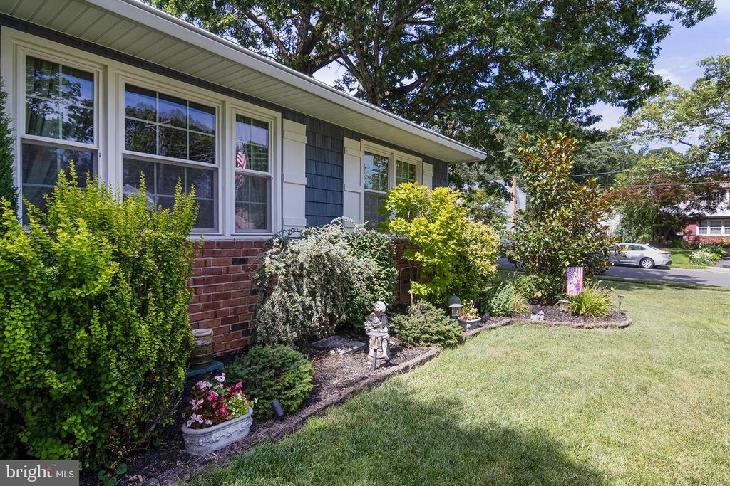 722 JEFFERSON DR, TURNERSVILLE, NJ 08012 — photo 4