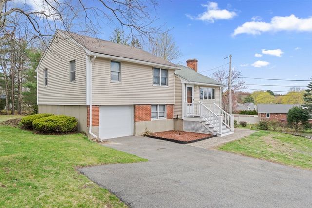25 Samoset Rd, Peabody, MA 01960