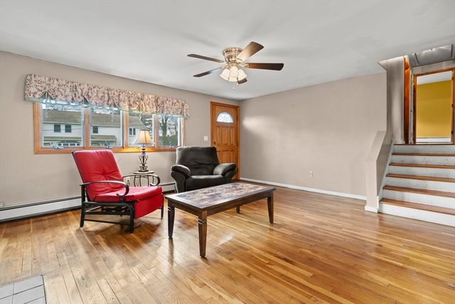 25 Samoset Rd, Peabody, MA 01960