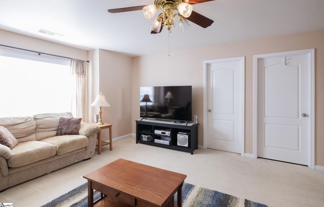 1008 Kangley Drive, Simpsonville, SC 29681