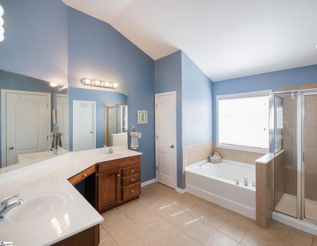 1008 Kangley Drive, Simpsonville, SC 29681