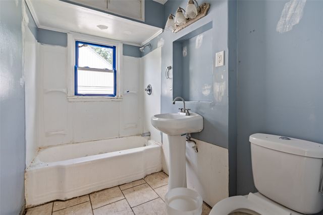 3120 30th Street, Des Moines, IA 50310